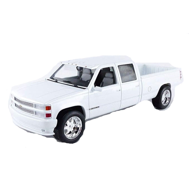 1997 Chevrolet Silverado Crew Cab 1:18 Modellauto