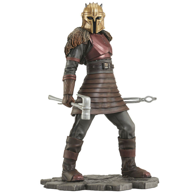 Star Wars: the Mandalorian the Armorer Premier Coll. Statue