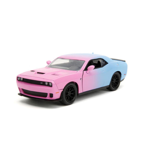 Pink Slips 2015 Dodge Challenger 1:24 Scale Diecast Vehicle