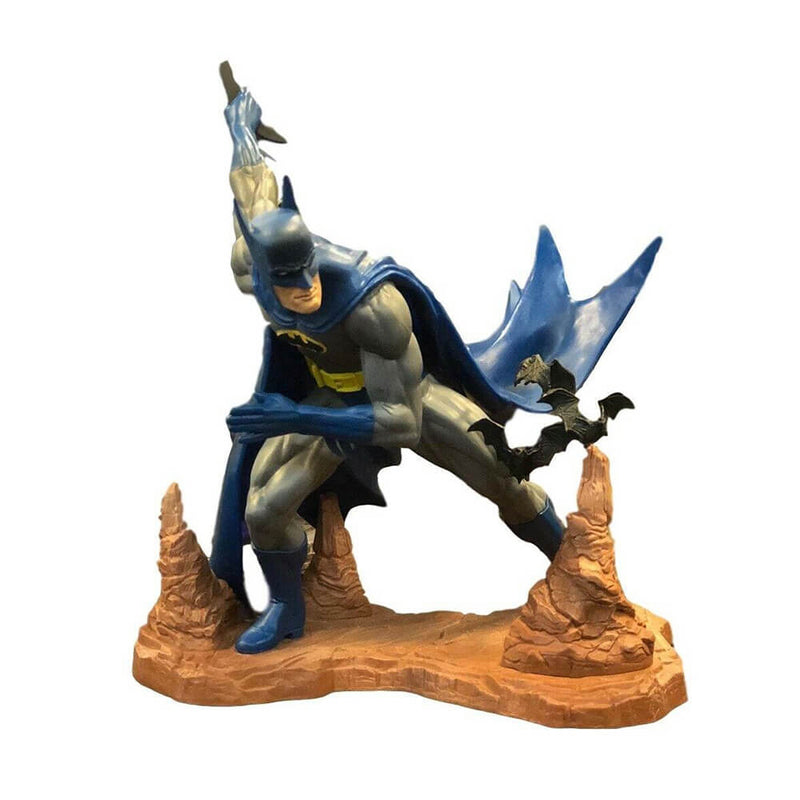 Batman Neal Adams Gallery Statue Exclusive